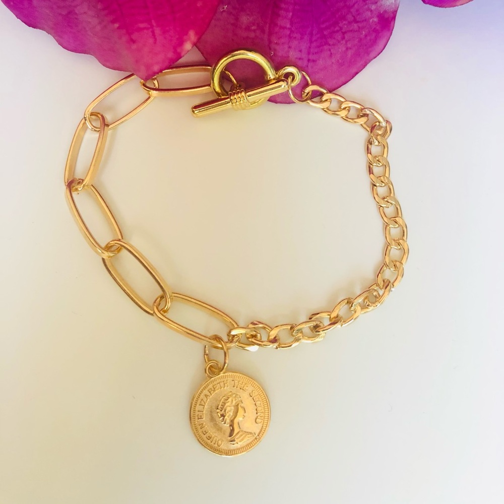 Bracelet